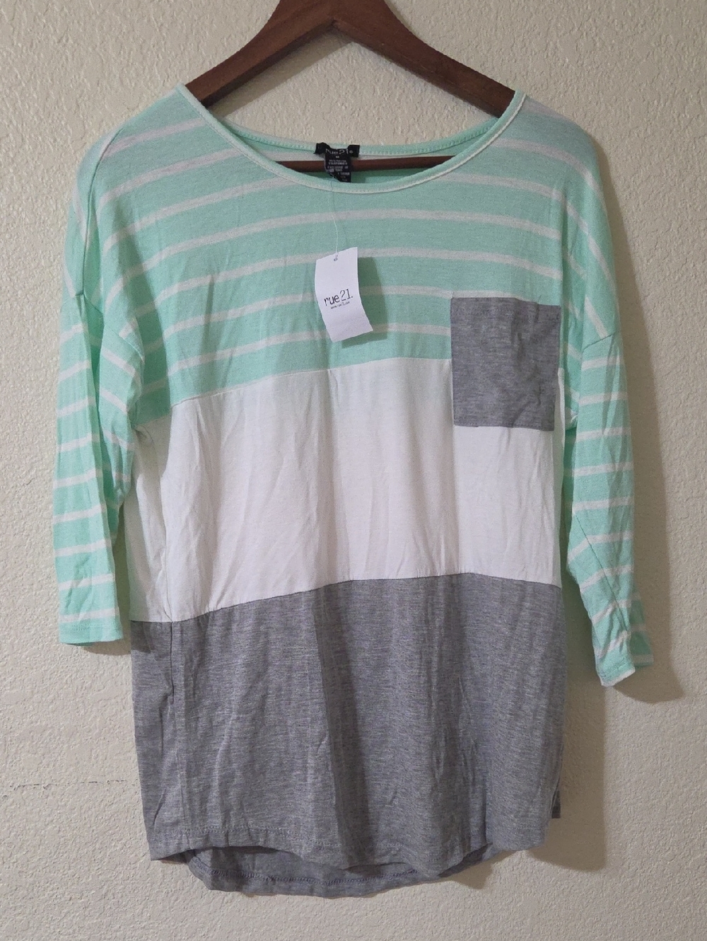 Rue21 Mint Green Stripe Colorblock Long Sleeve Tee with Gray Pocket